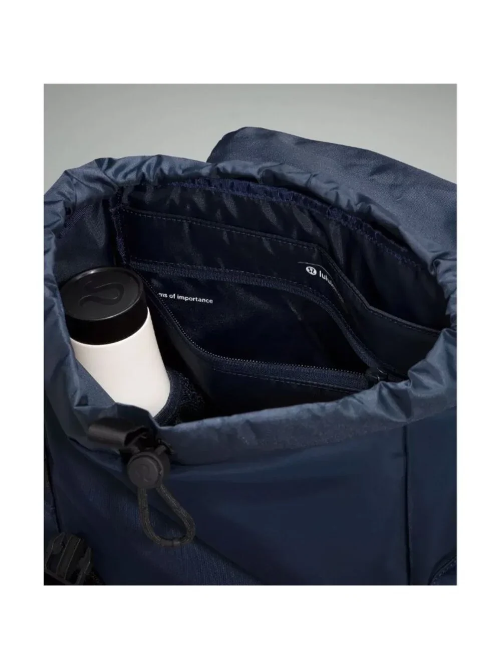 Lululemon Wunderlust Backpack 14L Navy Blue